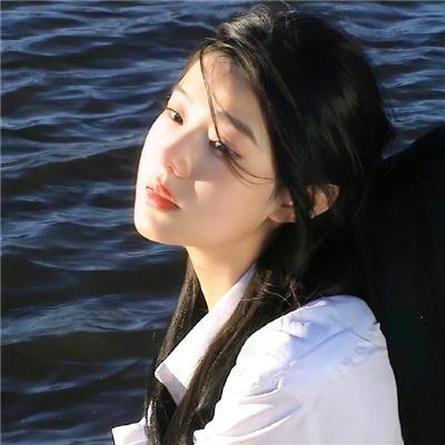 沙漠中的少年